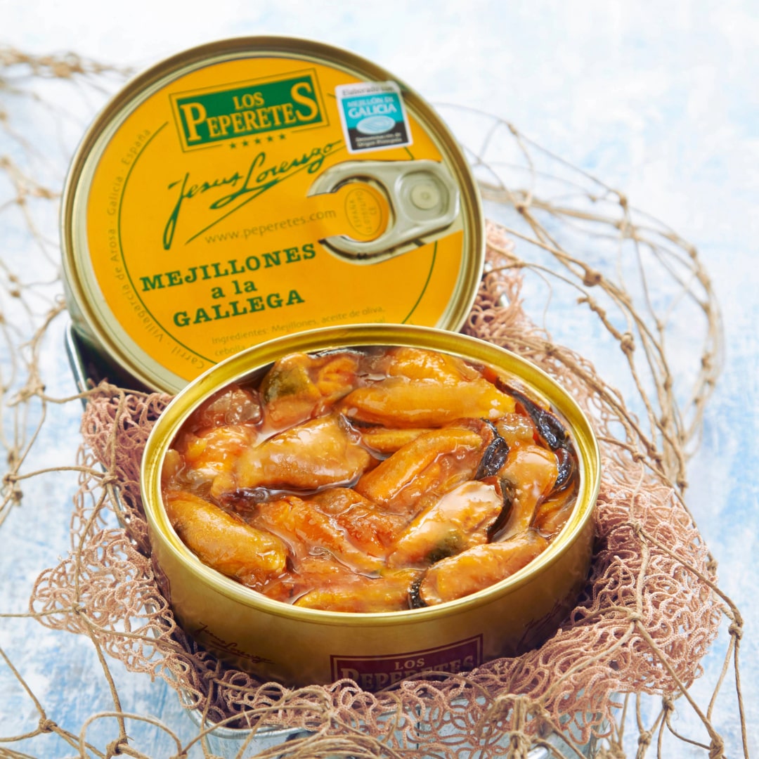 Gourmet Galician-Style Mussels by Los Peperetes Los Peperetes